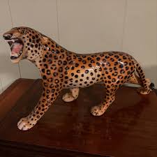 Kamba Leopard Sculpture